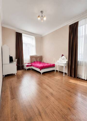Продаётся 3-комн. вторичка 90 м², м. Низами, photo 5 from 10