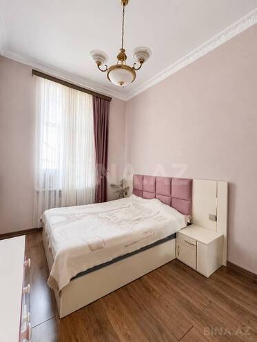 Продаётся 3-комн. вторичка 90 м², м. Низами, photo 6 from 10