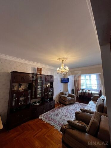 Satılır 3 otaqlı köhnə tikili 90 m², Bakıxanov q., photo 1 from 10