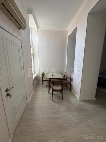 Satılır 2 otaqlı köhnə tikili 80 m², Sahil m., photo 3 from 11