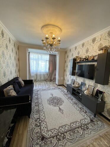 Продаётся 2-комн. вторичка 62 м², м. Ази Асланов, photo 1 from 11