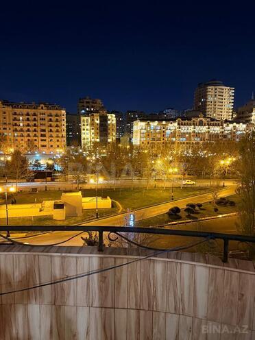 İcarəyə verilir 3 otaqlı yeni tikili 150 m², Sahil m., photo 23 from 27