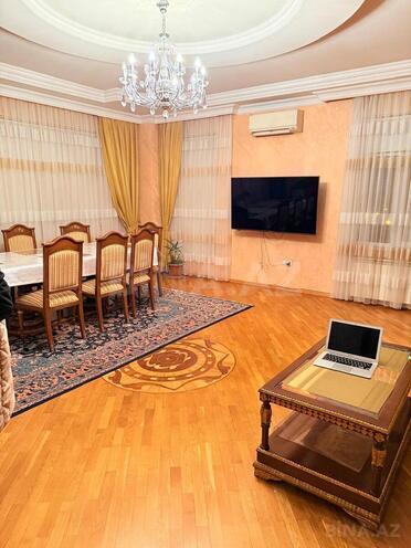 İcarəyə verilir 3 otaqlı yeni tikili 150 m², Sahil m., photo 19 from 27