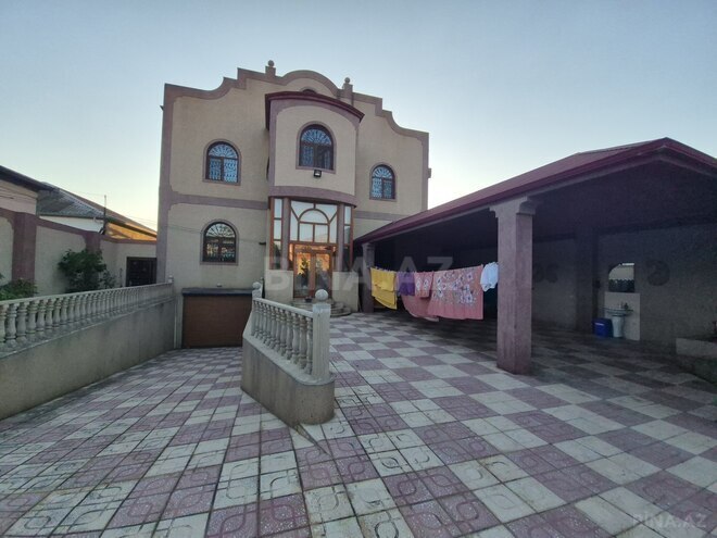 Satılır 6 otaqlı həyət evi/bağ evi 240 m², Qaraçuxur q., photo 1 from 28