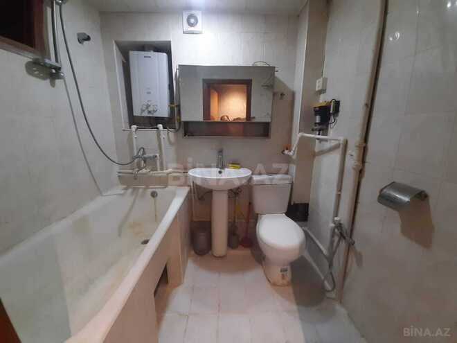 Продаётся 2-комн. вторичка 45 м², м. Элмляр Академиясы, photo 10 from 19