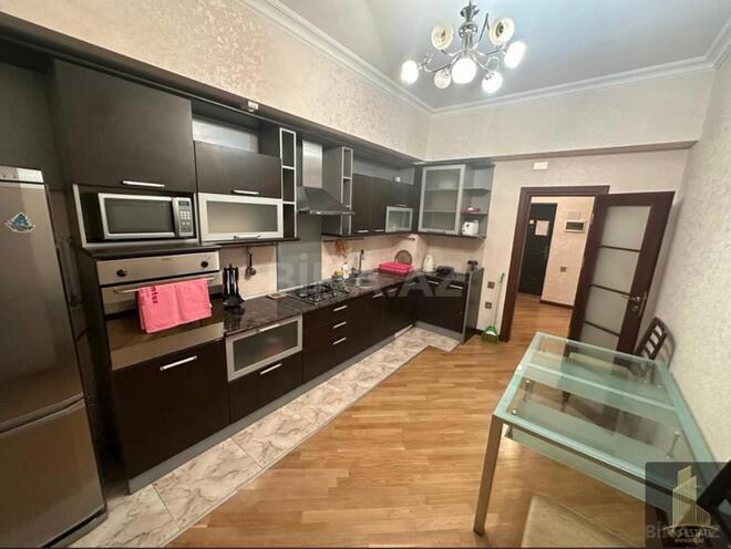 İcarəyə verilir 3 otaqlı yeni tikili 120 m², 28 May m., photo 12 from 15