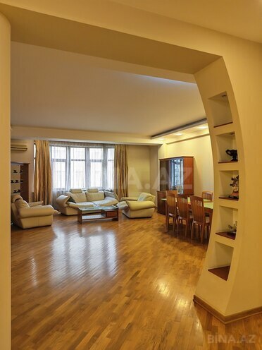 Satılır 3 otaqlı yeni tikili 180 m², 28 May m., photo 4 from 18