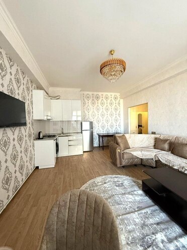 İcarəyə verilir 1 otaqlı yeni tikili 43 m², 28 May m., photo 6 from 10
