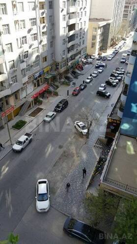 Сдаётся 2-комн. новостройка 100 м², м. Низами, photo 1 from 13