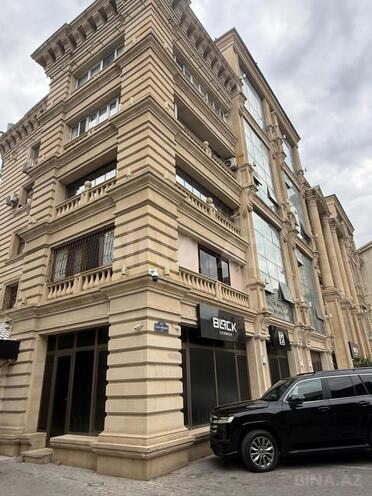 Продаётся 3-комн. вторичка 65 м², м. Низами, photo 10 from 12