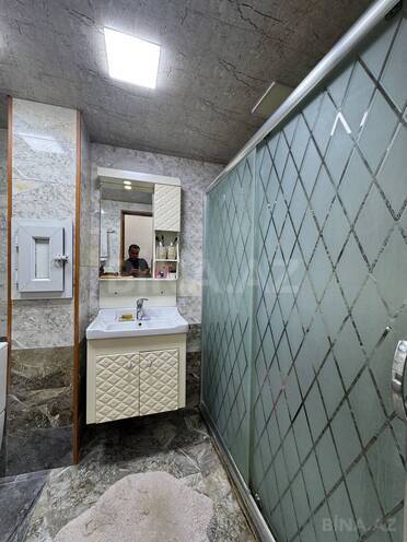 Продаётся 3-комн. вторичка 70 м², м. Ази Асланов, photo 23 from 24