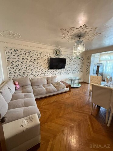 Продаётся 3-комн. вторичка 75 м², Насиминский  р., photo 3 from 9