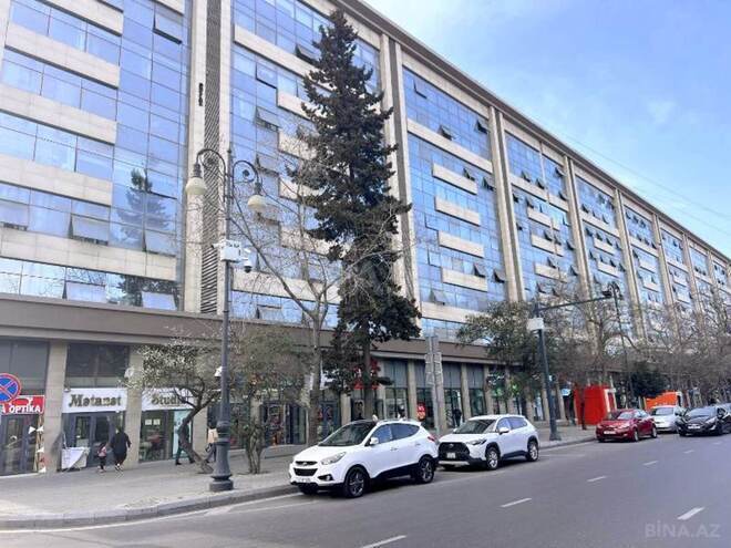 Продаётся 2-комн. вторичка 50 м², м. Гянджлик, photo 3 from 21