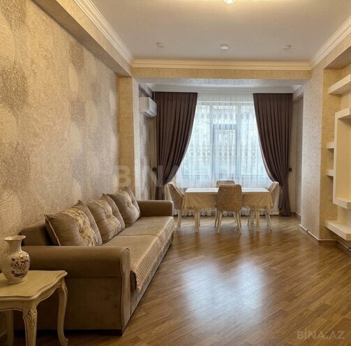Сдаётся 2-комн. новостройка 65 м², м. 8 ноября, photo 1 from 6