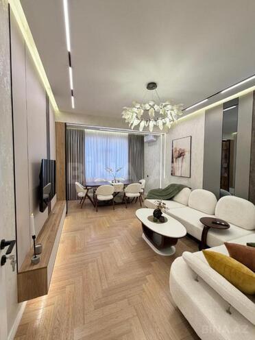 Продаётся 3-комн. новостройка 120 м², м. Гянджлик, photo 1 from 16
