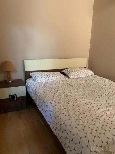 Сдаётся 2-комн. вторичка 50 м², м. Ичеришехер, photo 5 from 11