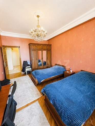 Satılır 4 otaqlı yeni tikili 135 m², İnşaatçılar m., photo 8 from 10