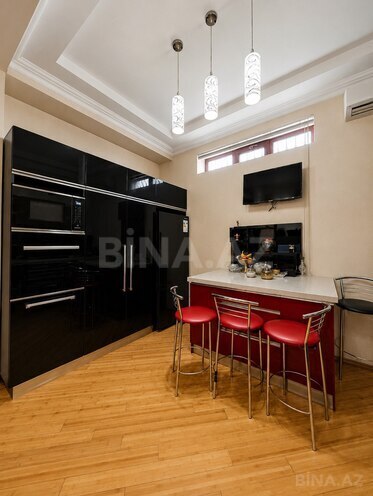 İcarəyə verilir 2 otaqlı yeni tikili 150 m², 8 Noyabr m., photo 5 from 16