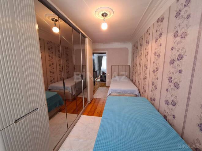 Satılır 2 otaqlı köhnə tikili 55 m², Qara Qarayev m., photo 5 from 10