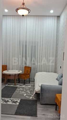 Satılır 1 otaqlı köhnə tikili 30 m², Sahil m., photo 1 from 18