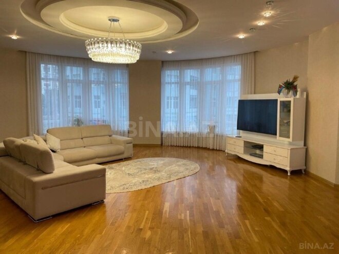 Продаётся 4-комн. новостройка 240 м², м. Низами, photo 1 from 17