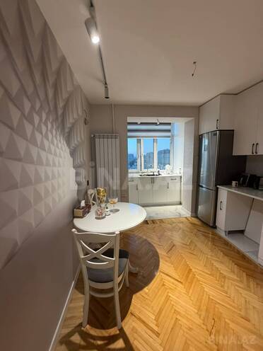 Satılır 3 otaqlı köhnə tikili 80 m², İnşaatçılar m., photo 11 from 21