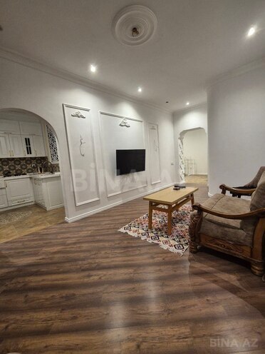 Satılır 2 otaqlı yeni tikili 70 m², 8 Noyabr m., photo 3 from 11