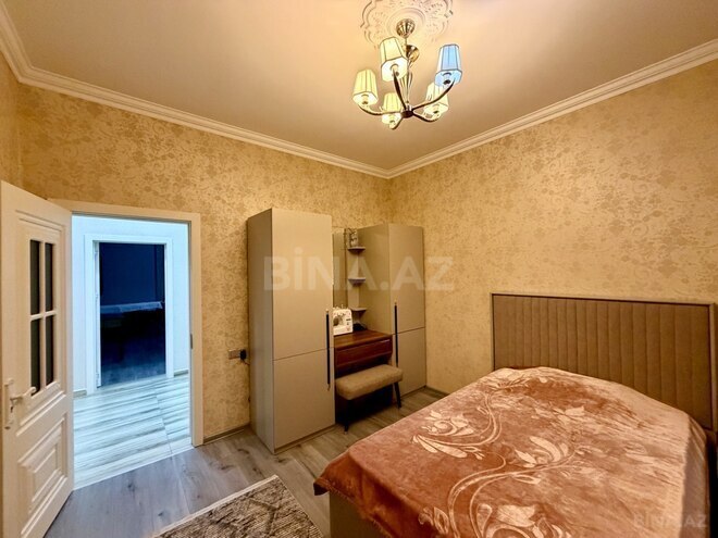 Satılır 8 otaqlı həyət evi/bağ evi 320 m², Saray q., photo 16 from 30