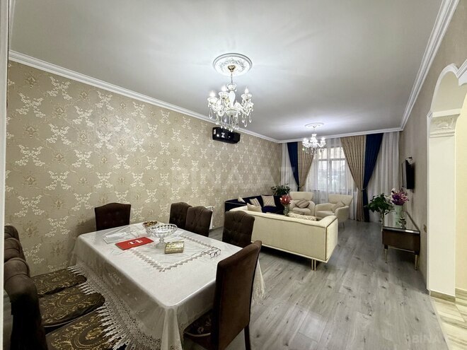 Satılır 8 otaqlı həyət evi/bağ evi 320 m², Saray q., photo 10 from 30