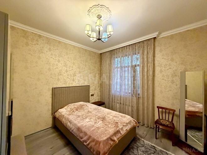 Satılır 8 otaqlı həyət evi/bağ evi 320 m², Saray q., photo 15 from 30