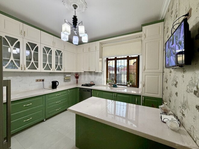 Satılır 8 otaqlı həyət evi/bağ evi 320 m², Saray q., photo 17 from 30