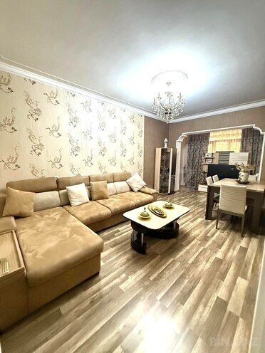Satılır 3 otaqlı köhnə tikili 67 m², Gənclik m., photo 1 from 15