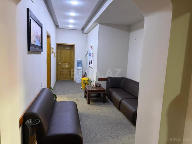 Продаётся 4-комн. новостройка 160 м², м. Элмляр Академиясы, photo 5 from 10