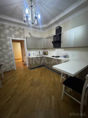 Сдаётся 4-комн. новостройка 138 м², м. Элмляр Академиясы, photo 22 from 23