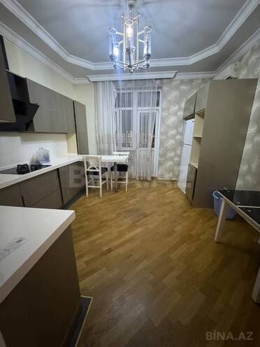 Сдаётся 4-комн. новостройка 138 м², м. Элмляр Академиясы, photo 6 from 23