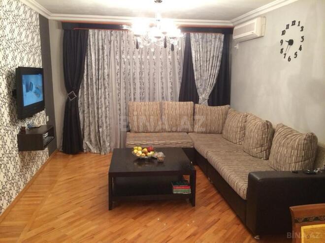 Продаётся 4-комн. вторичка 93 м², м. Гянджлик, photo 3 from 13