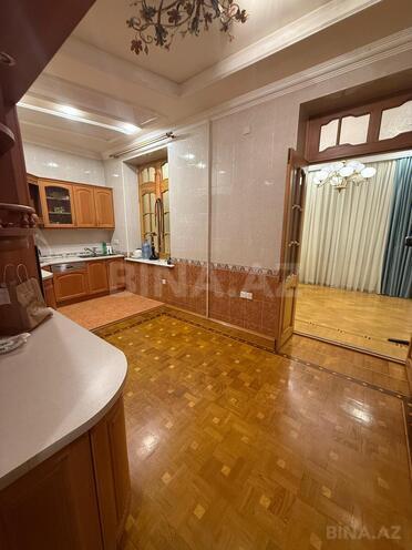 Продаётся 3-комн. вторичка 75 м², м. Элмляр Академиясы, photo 6 from 15