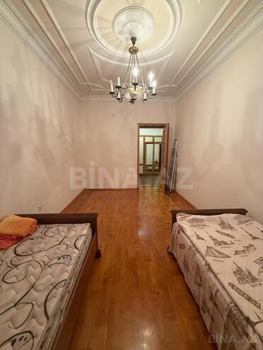 Продаётся 3-комн. вторичка 75 м², м. Элмляр Академиясы, photo 10 from 15