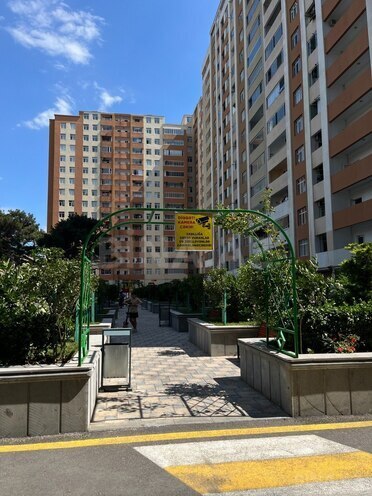 Satılır 2 otaqlı yeni tikili 69 m², Qara Qarayev m., photo 1 from 10