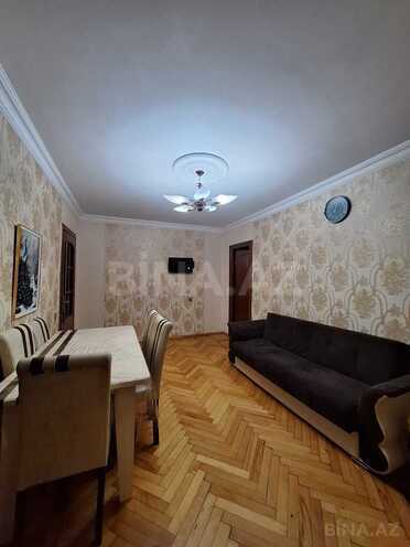 Satılır 2 otaqlı köhnə tikili 50 m², İnşaatçılar m., photo 8 from 28