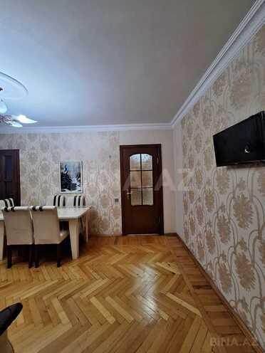 Satılır 2 otaqlı köhnə tikili 50 m², İnşaatçılar m., photo 10 from 28