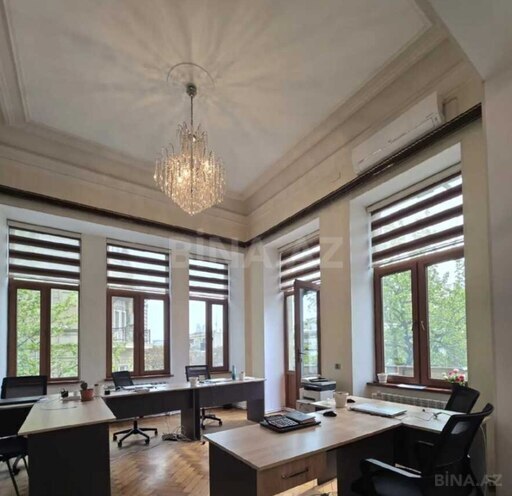 Сдаётся 5-комн. офис 150 м², м. Низами, photo 1 from 11
