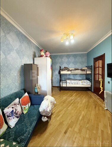 Satılır 4 otaqlı köhnə tikili 110 m², Azadlıq Prospekti m., photo 5 from 12