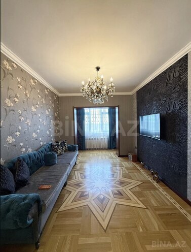 Satılır 4 otaqlı köhnə tikili 110 m², Azadlıq Prospekti m., photo 7 from 12