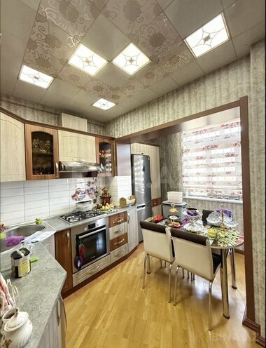 Satılır 4 otaqlı köhnə tikili 110 m², Azadlıq Prospekti m., photo 9 from 12