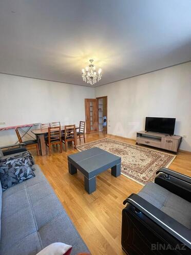 Сдаётся 2-комн. новостройка 90 м², м. 8 ноября, photo 4 from 16