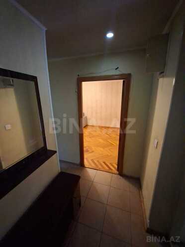 Satılır 1 otaqlı köhnə tikili 40 m², İnşaatçılar m., photo 8 from 18