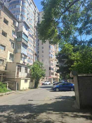 Satılır 1 otaqlı köhnə tikili 40 m², İnşaatçılar m., photo 6 from 18