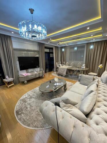 Сдаётся 3-комн. новостройка 150 м², м. 8 ноября, photo 3 from 32