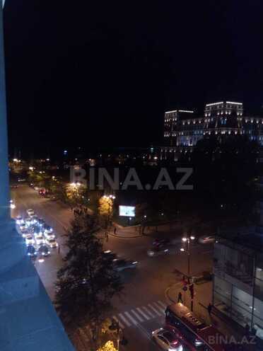 Сдаётся 3-комн. новостройка 100 м², м. Сахил, photo 17 from 20